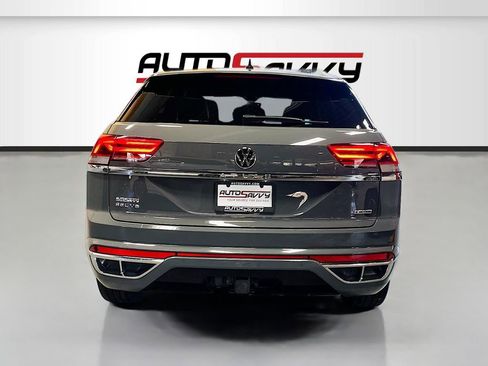 Used 2022 Volkswagen Atlas Cross Sport SEL Premium R-Line AWD/4WD image 6