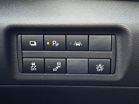 New 2025 Nissan Kicks Play S image 22