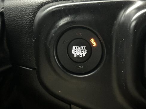 Used 2023 Jeep Wrangler Unlimited w/ Cold Weather Group AWD/4WD image 22