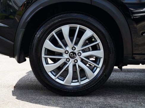 Used 2025 INFINITI QX50 Luxe image 11