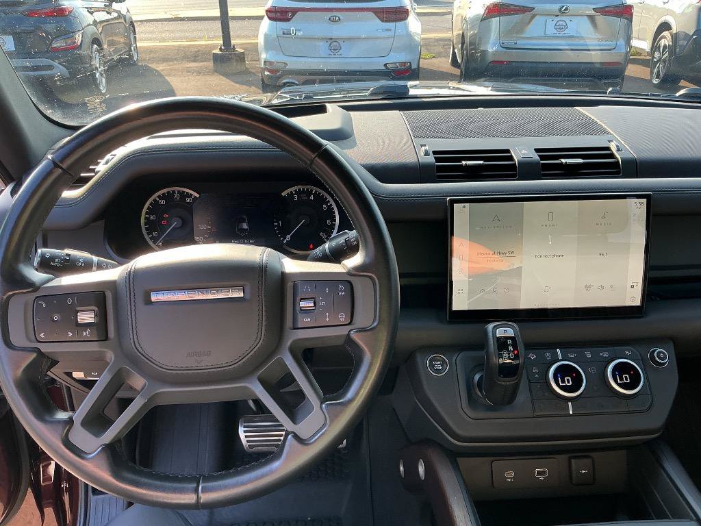 Used 2023 Land Rover Defender 130 X AWD/4WD image 18