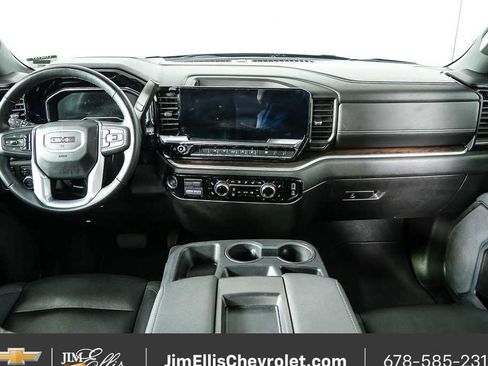 Certified 2025 GMC Sierra 1500 SLT AWD/4WD image 19