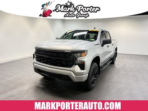 Used 2022 Chevrolet Silverado 1500 Custom w/ LPO, Dark Essentials Package image 1