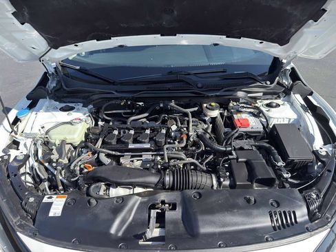 Used 2019 Honda Civic EX image 10