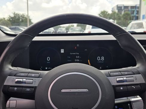 Used 2024 Hyundai Kona Limited FWD image 23