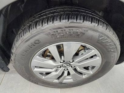 Used 2025 Nissan Pathfinder SV