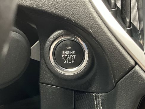 Used 2019 Subaru Forester Touring image 20