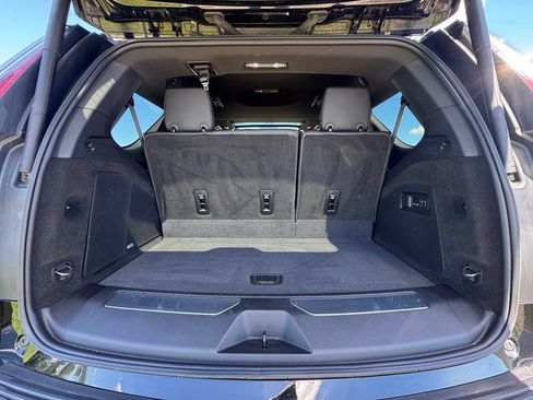 Certified 2024 Cadillac Escalade Premium Luxury w/ Performance Package AWD/4WD image 14