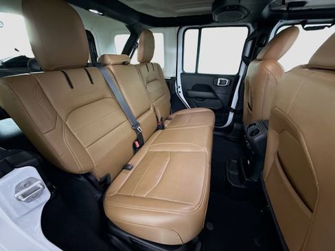 Used 2023 Jeep Wrangler Unlimited Sahara w/ Cold Weather Group image 25