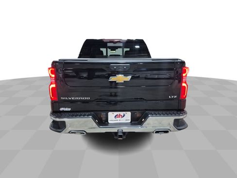 Certified 2024 Chevrolet Silverado 1500 LTZ w/ LTZ Premium Package AWD/4WD image 8