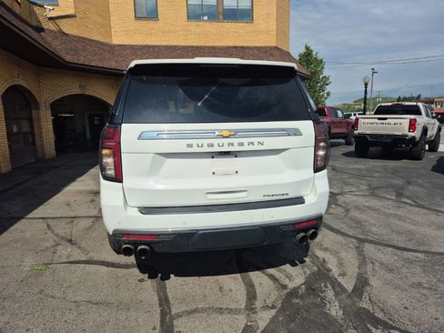 Used 2021 Chevrolet Suburban Premier AWD/4WD image 6