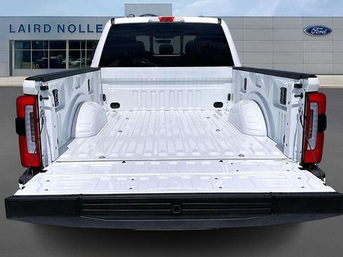 New 2026 Ford F250 Platinum w/ FX4 Off-Road Package AWD/4WD image 16