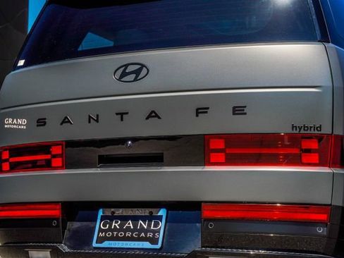 Certified 2025 Hyundai Santa Fe Calligraphy FWD image 14