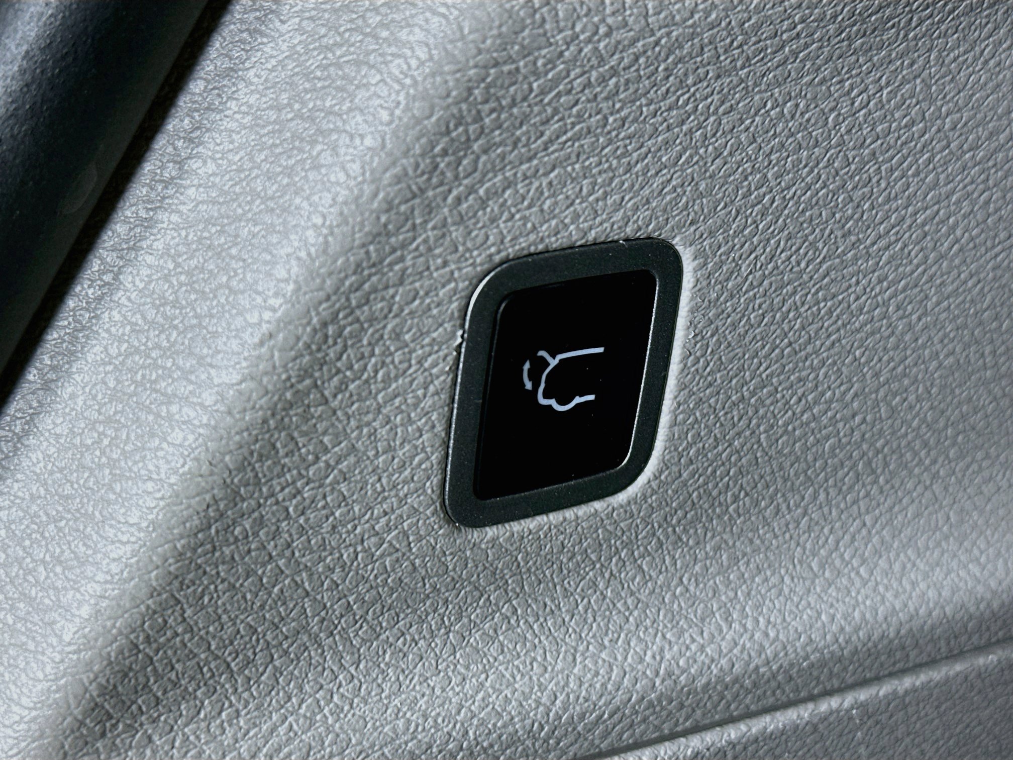 Used 2024 Chrysler Pacifica Touring-L FWD image 29