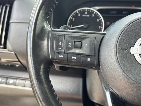 Certified 2024 Nissan Pathfinder SV FWD image 31