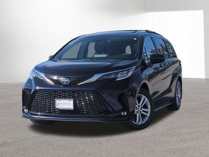 Used 2022 Toyota Sienna XSE