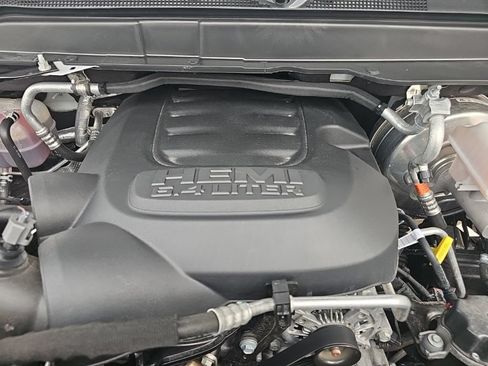 Certified 2026 RAM 2500 Big Horn AWD/4WD image 36