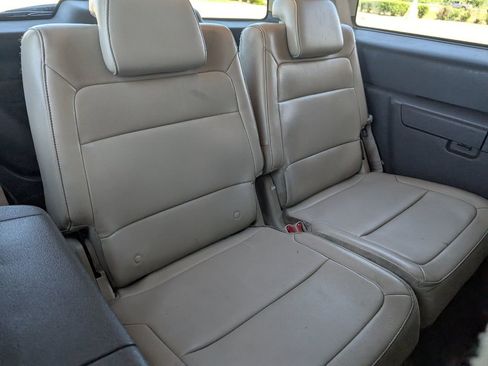 Used 2011 Ford Flex SEL w/ Rapid Spec Order Code image 28