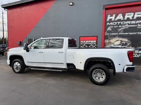 Used 2024 Chevrolet Silverado 3500 High Country w/ Technology Package image 13