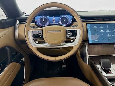 Used 2025 Land Rover Range Rover Long Wheelbase SE image 25
