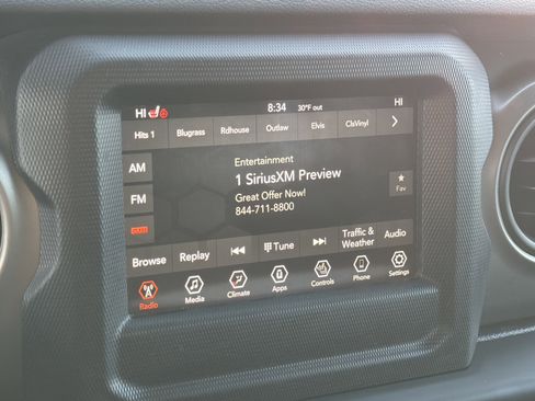 Used 2020 Jeep Gladiator Sport w/ Quick Order Package 24S image 18