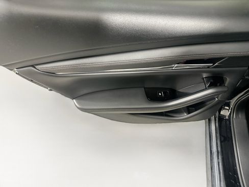 Used 2022 MAZDA MAZDA3 s FWD image 23