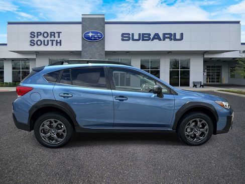 Used 2021 Subaru Crosstrek 2.5i Sport w/ Moonroof Package AWD/4WD image 2