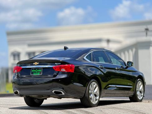 Used 2017 Chevrolet Impala Premier FWD image 12
