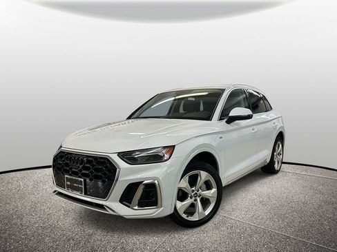 Used 2023 Audi Q5 2.0T Premium Plus w/ Premium Plus Package AWD/4WD image 1
