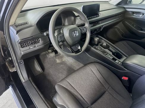 Certified 2023 Honda Accord LX image 18