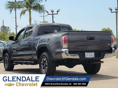 Used 2023 Toyota Tacoma TRD Off-Road AWD/4WD image 13