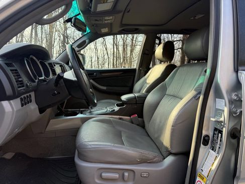 Used 2008 Toyota 4Runner Limited image 44