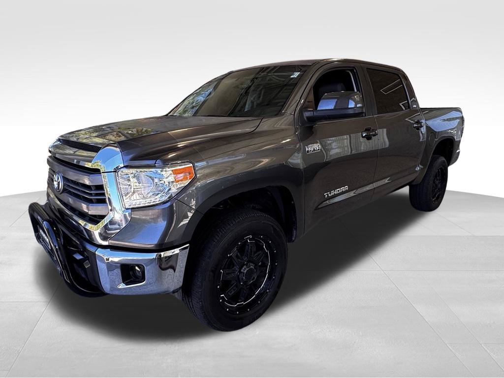 Used 2014 Toyota Tundra SR5 w/ SR5 Upgrade Package AWD/4WD image 3