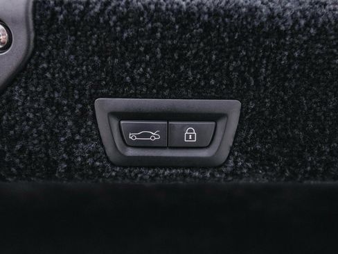 Used 2011 Rolls-Royce Ghost image 58