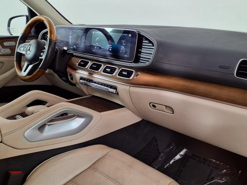 Used 2020 Mercedes-Benz GLS 580 4MATIC image 7