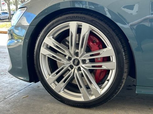 Used 2021 Audi S6 Prestige AWD/4WD image 23