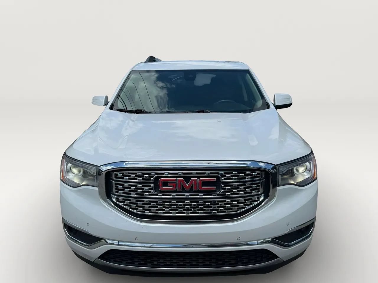 Used 2017 GMC Acadia Denali FWD image 8