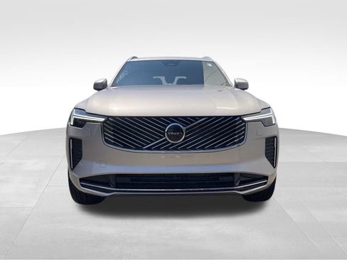 Certified 2026 Volvo XC90 B5 Core w/ Protection Package image 8