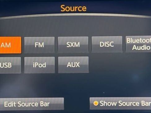 Used 2020 Nissan Pathfinder SL image 24