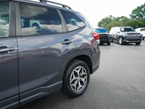 Used 2023 Subaru Forester Premium AWD/4WD image 23