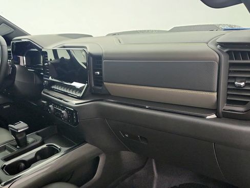 Used 2025 Chevrolet Silverado 1500 ZR2 w/ Technology Package AWD/4WD image 31