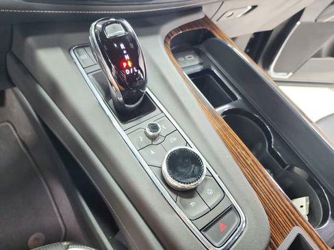 Used 2023 Cadillac Escalade ESV Premium Luxury RWD image 26