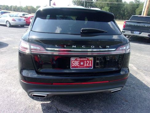Used 2023 Lincoln Nautilus Reserve w/ Equipment Group 201A FWD image 5