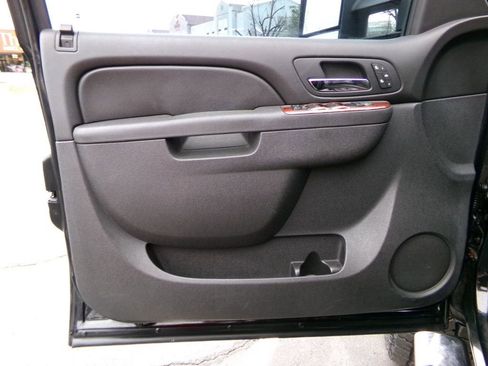 Used 2011 Chevrolet Silverado 2500 LTZ w/ LTZ Plus Package image 12