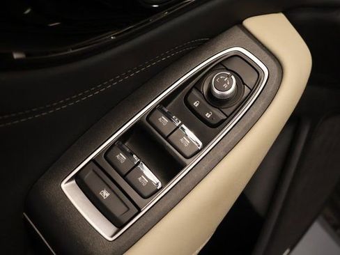 Certified 2025 Subaru Outback Limited image 10