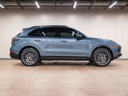 Used 2019 Porsche Cayenne AWD/4WD image 6