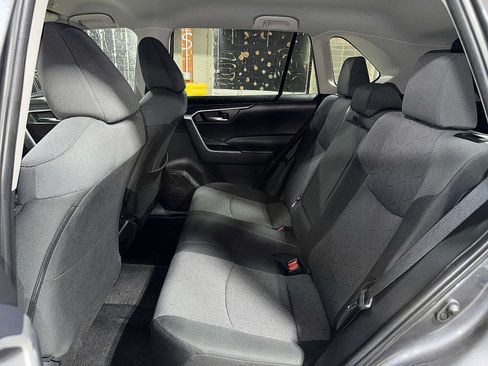Certified 2025 Toyota RAV4 XLE AWD/4WD image 17