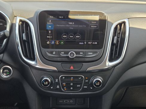 Used 2020 Chevrolet Equinox LT AWD/4WD image 21