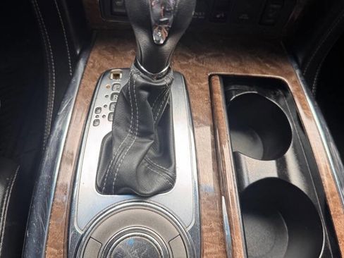 Used 2017 INFINITI QX80 2WD w/ Driver Assistance Package image 28