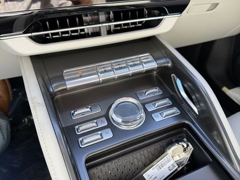 New 2026 Lincoln Nautilus Premier w/ Equipment Group 102A image 20